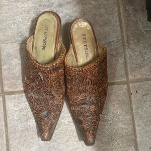 Stetson Women's Embossed Brown and Teal Mules